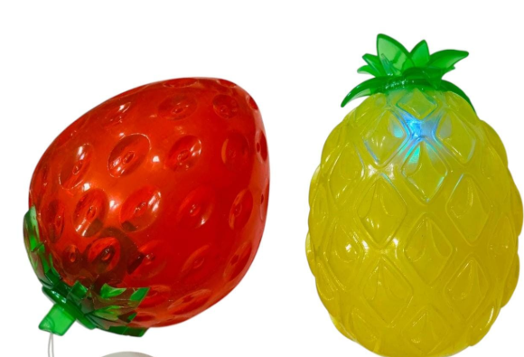 PELOTA FRUTA SILICONADA C/LUZ 10CM
