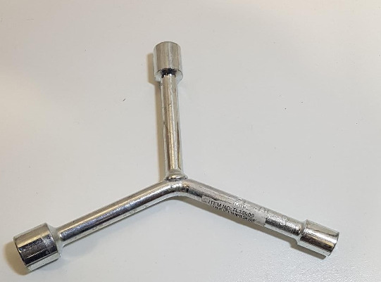 LLAVE Y 8/10/12