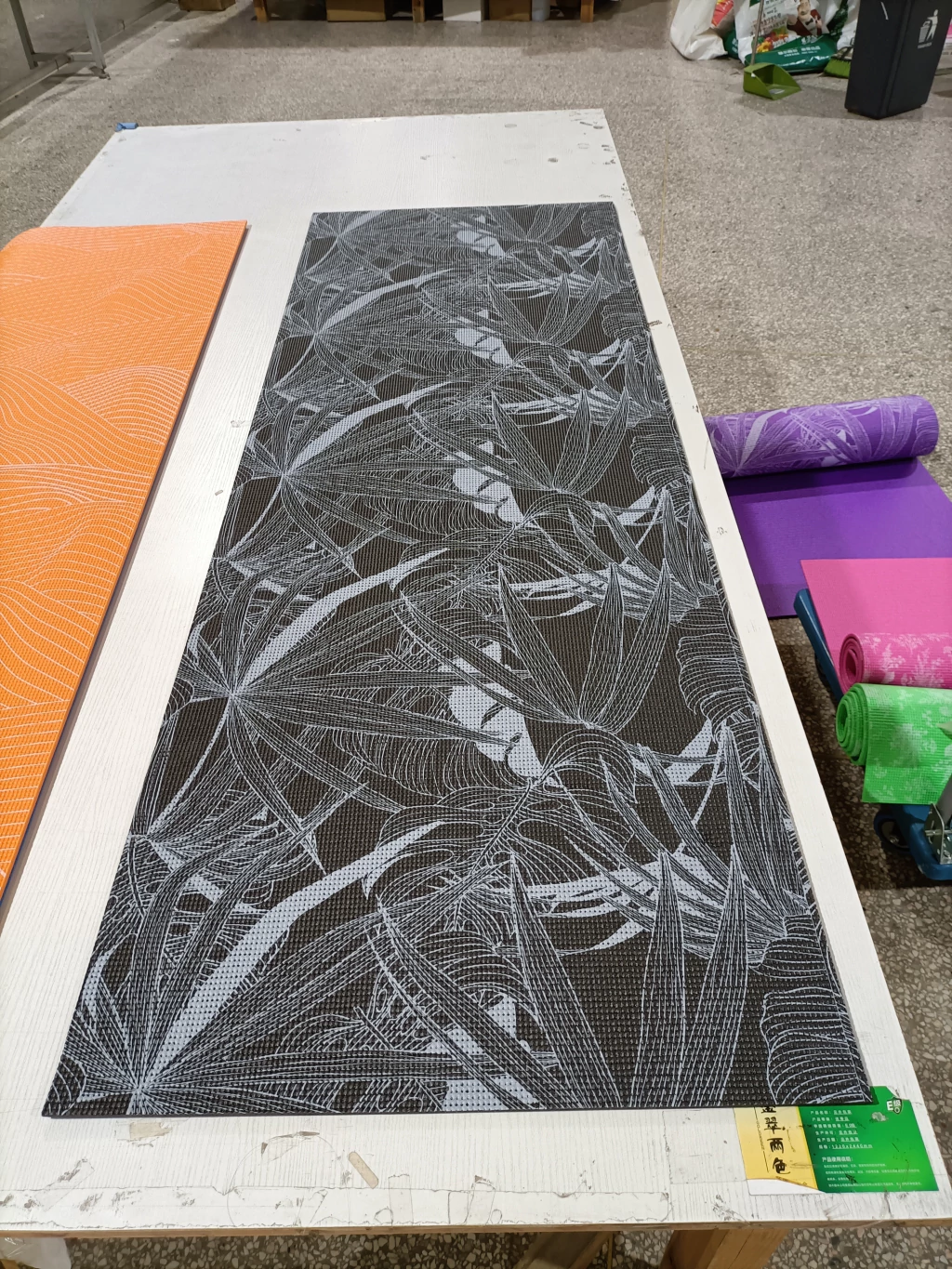 MAT YOGA ESTAMPADO PVC 6MM 173*61 08045-20 Fucsia
